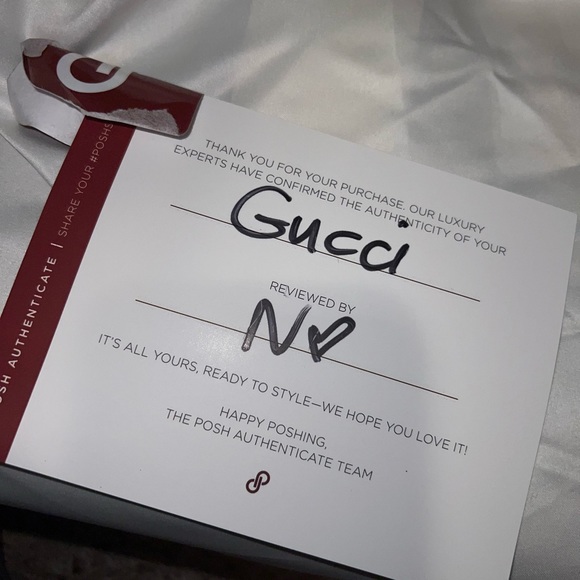 Gucci Padlock Shoulder Bag - Picture 6 of 10